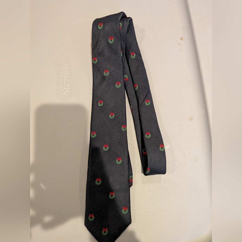 Navy Blue Tie With Embroidered Christmas Wreaths
